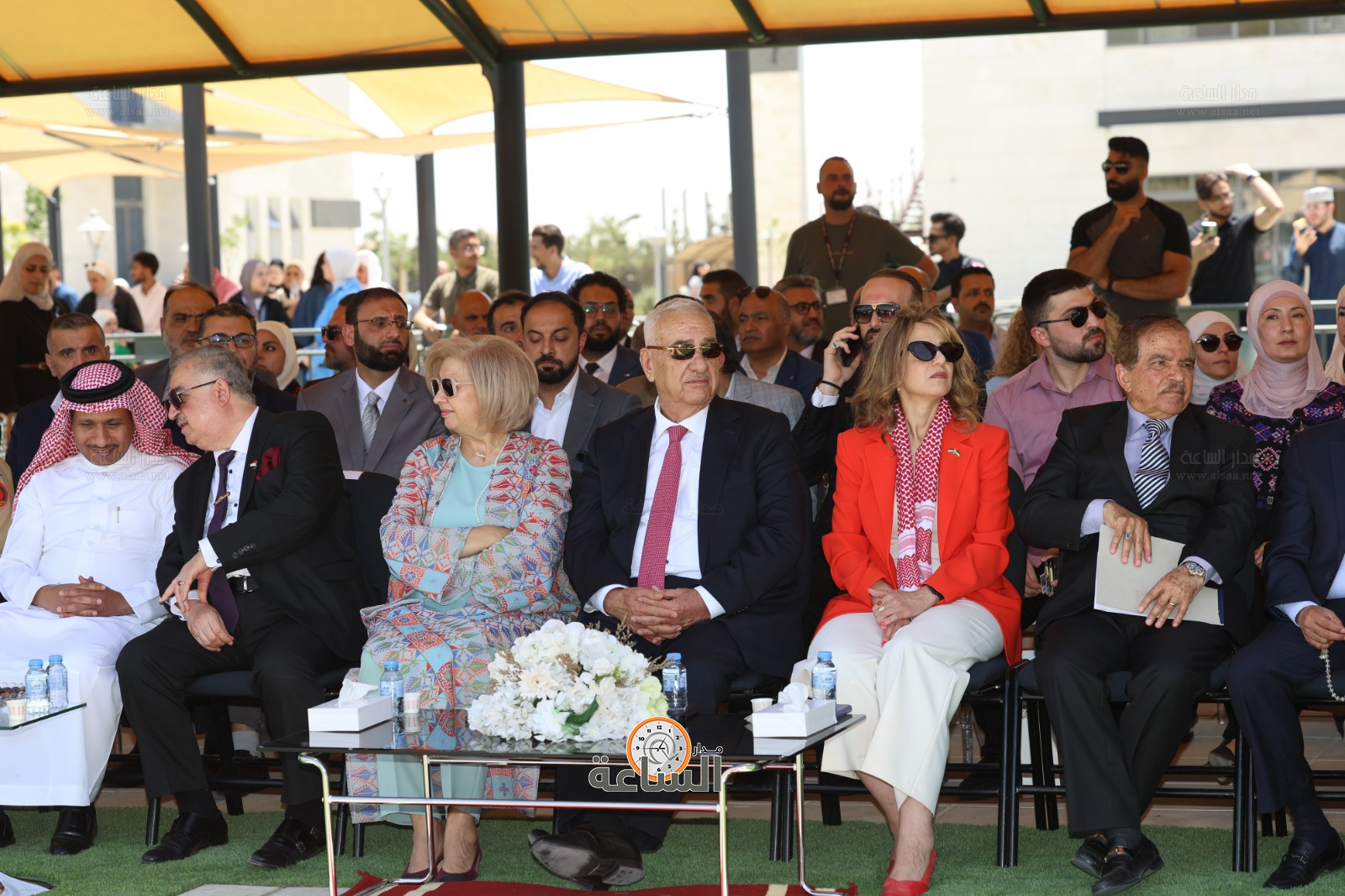 Madar Al-Saa Images 0.416870372542372