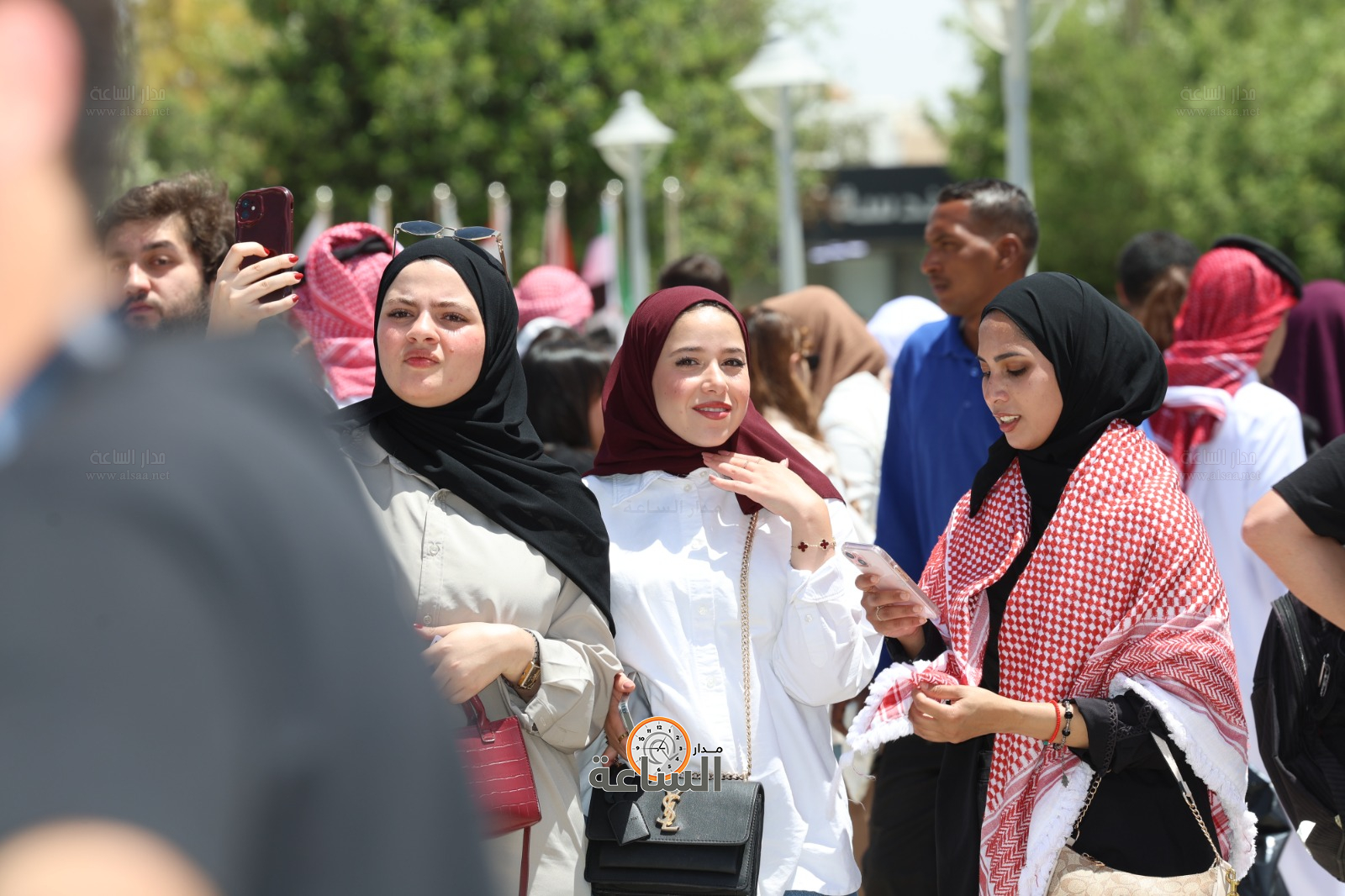 Madar Al-Saa Images 0.45650615904931924