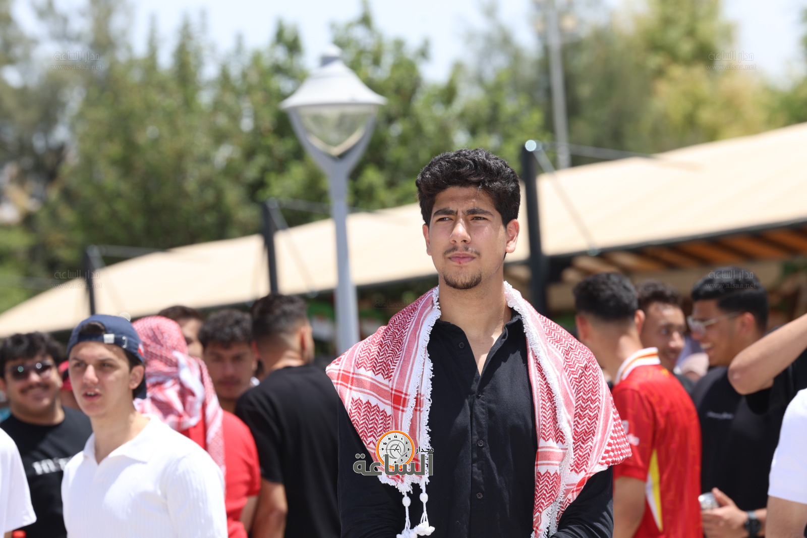 Madar Al-Saa Images 0.7338815553630889