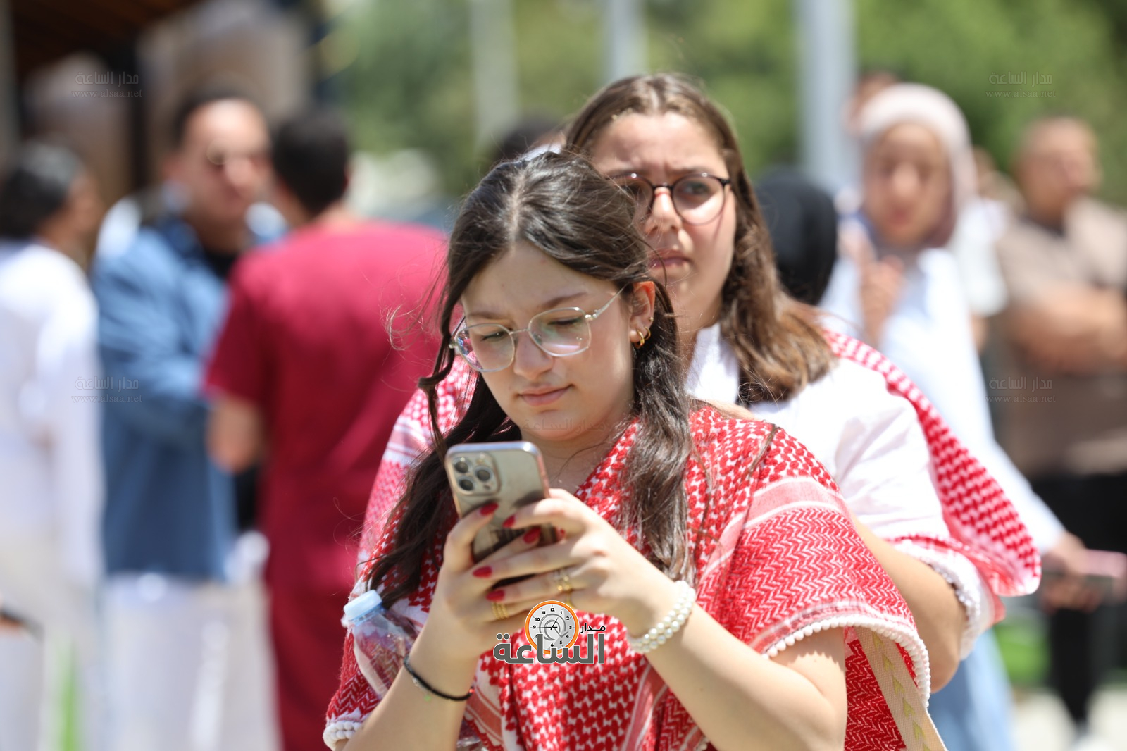 Madar Al-Saa Images 0.5494330367720315