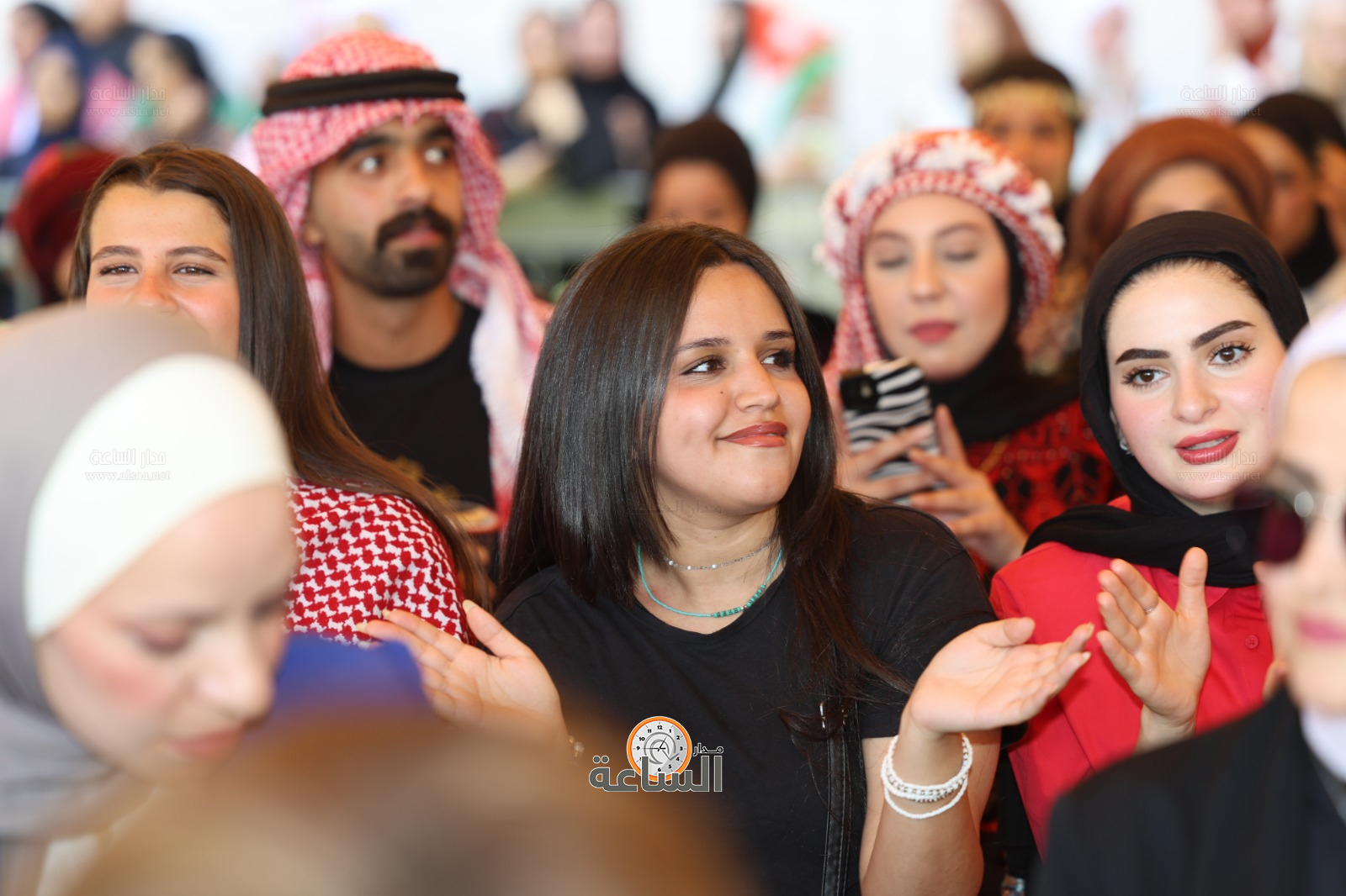 Madar Al-Saa Images 0.6936790206836965