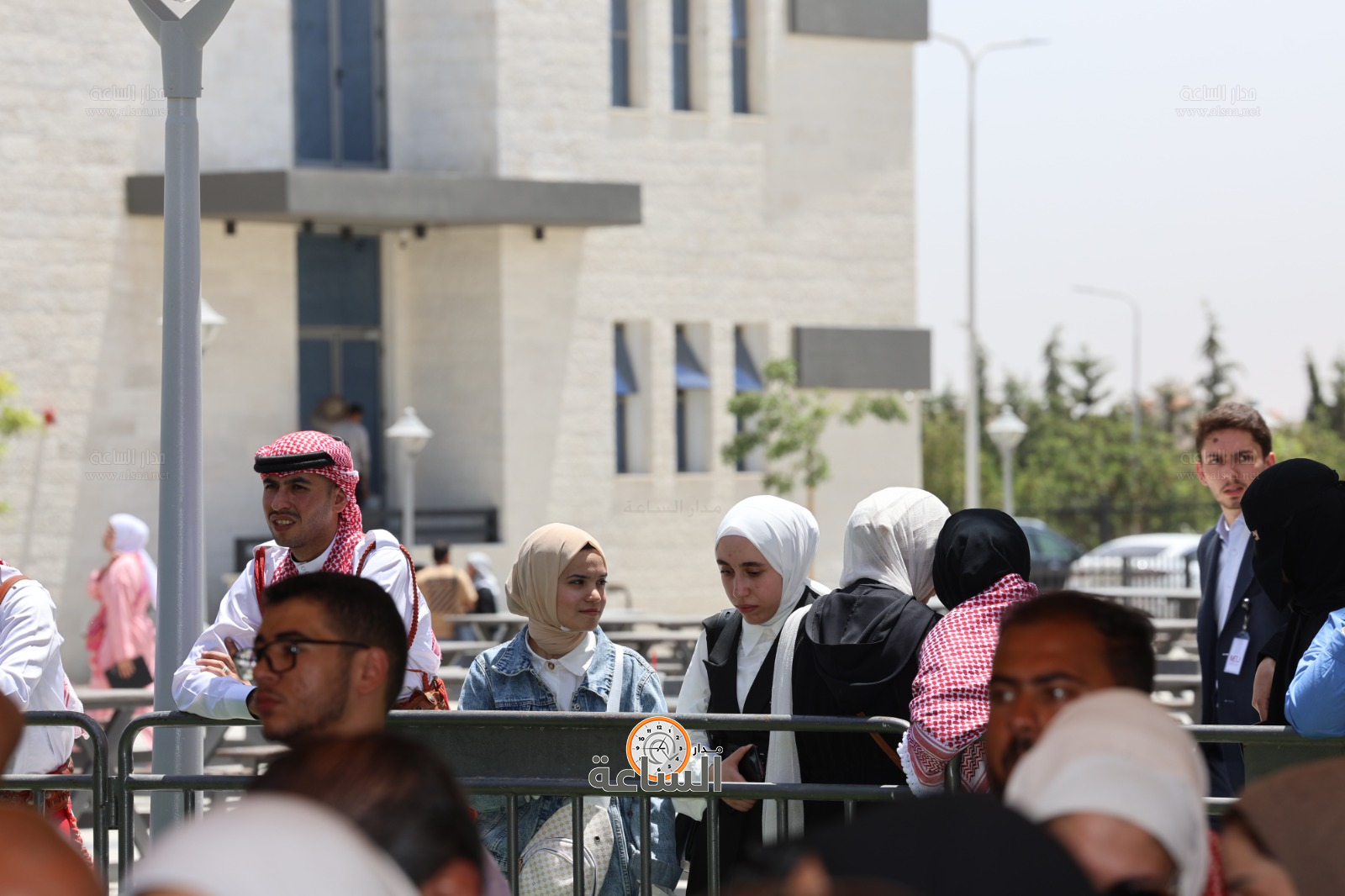 Madar Al-Saa Images 0.1533564950748948