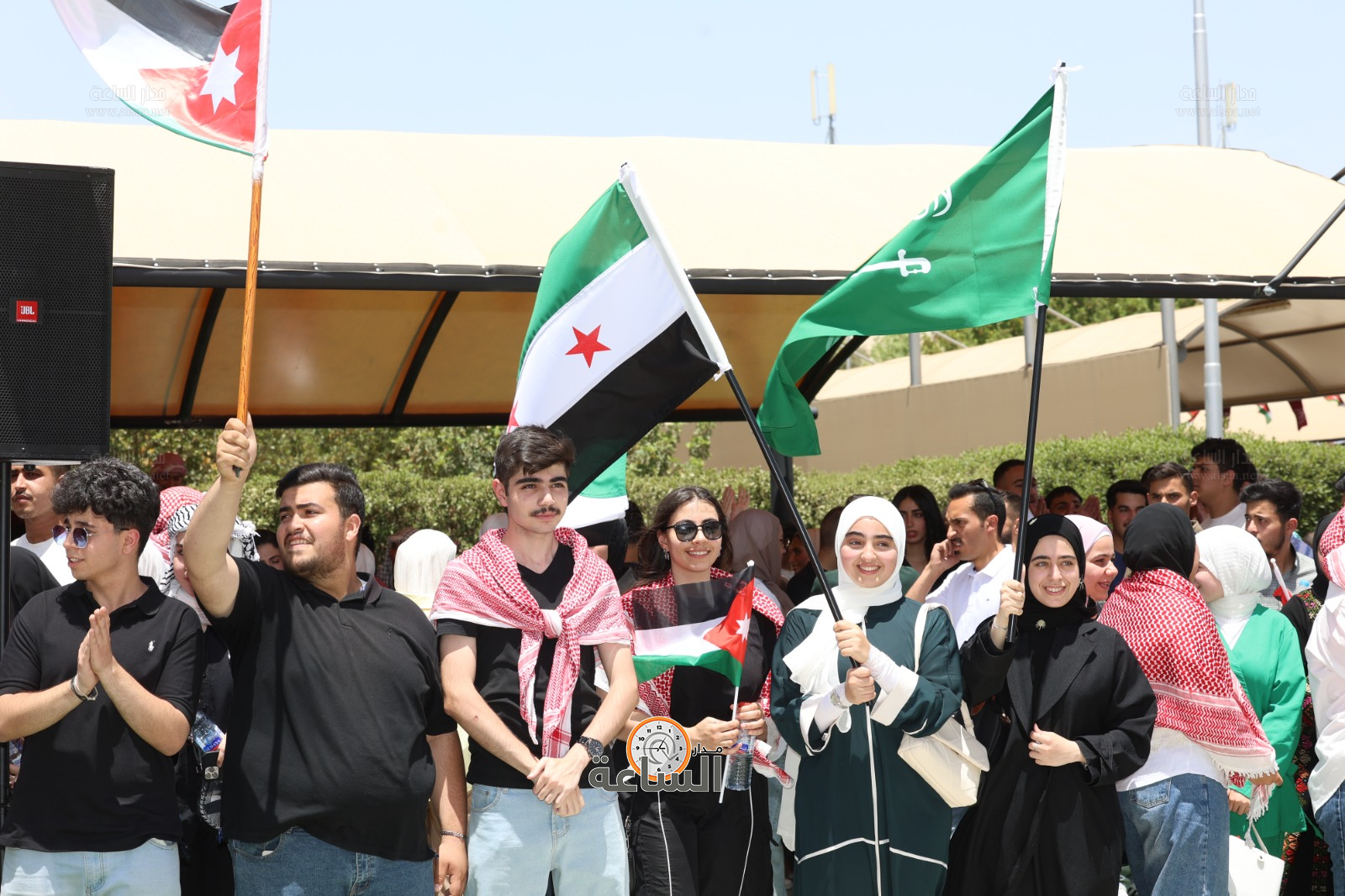 Madar Al-Saa Images 0.30997483455423935