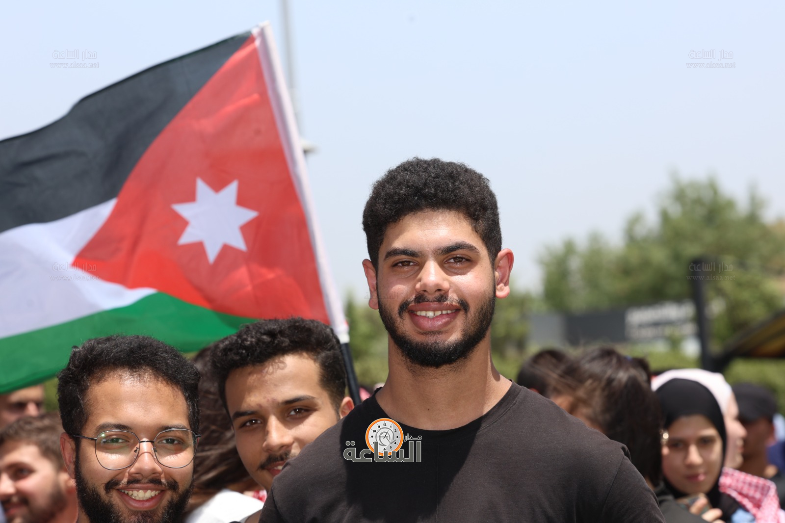 Madar Al-Saa Images 0.46553025567093986