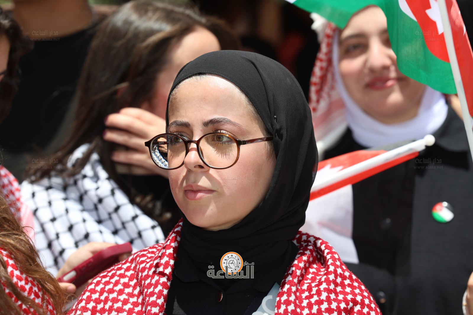 Madar Al-Saa Images 0.14448071445368704