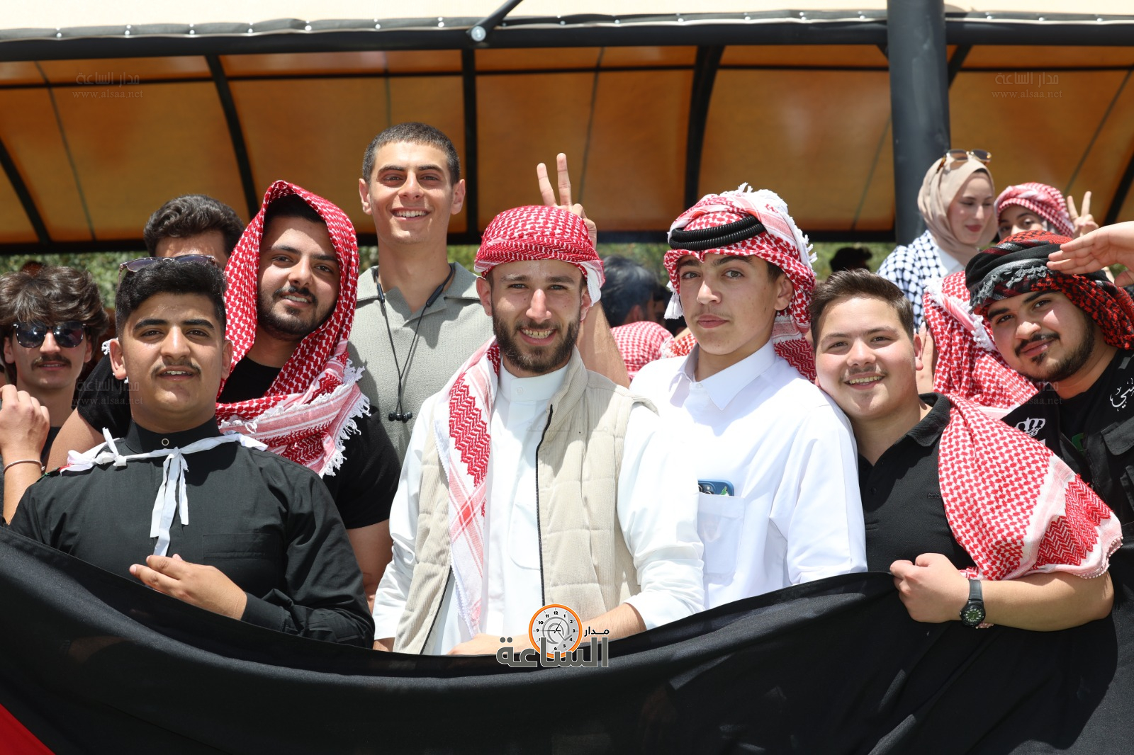 Madar Al-Saa Images 0.39245154909973645