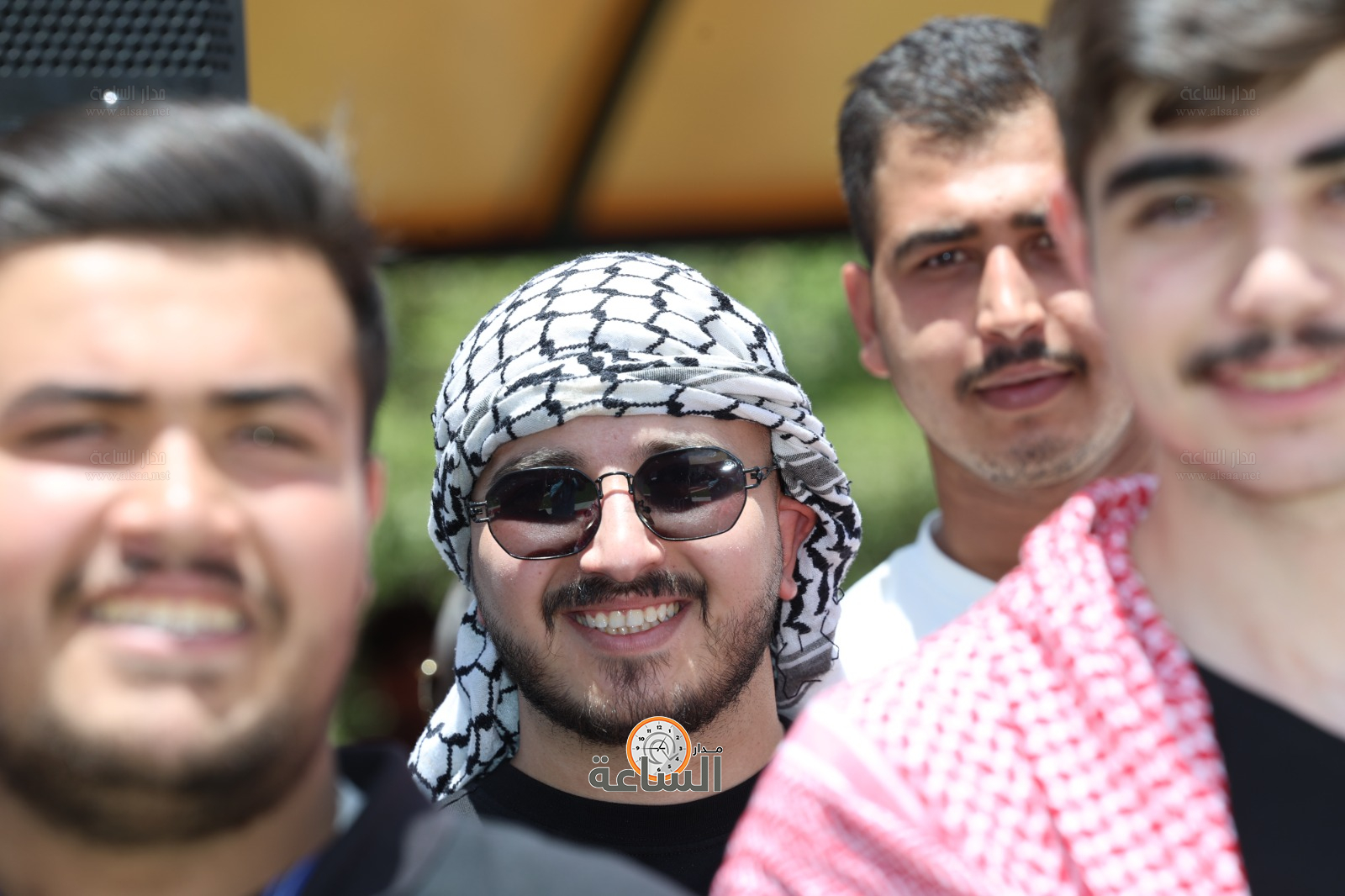 Madar Al-Saa Images 0.5056120432099831