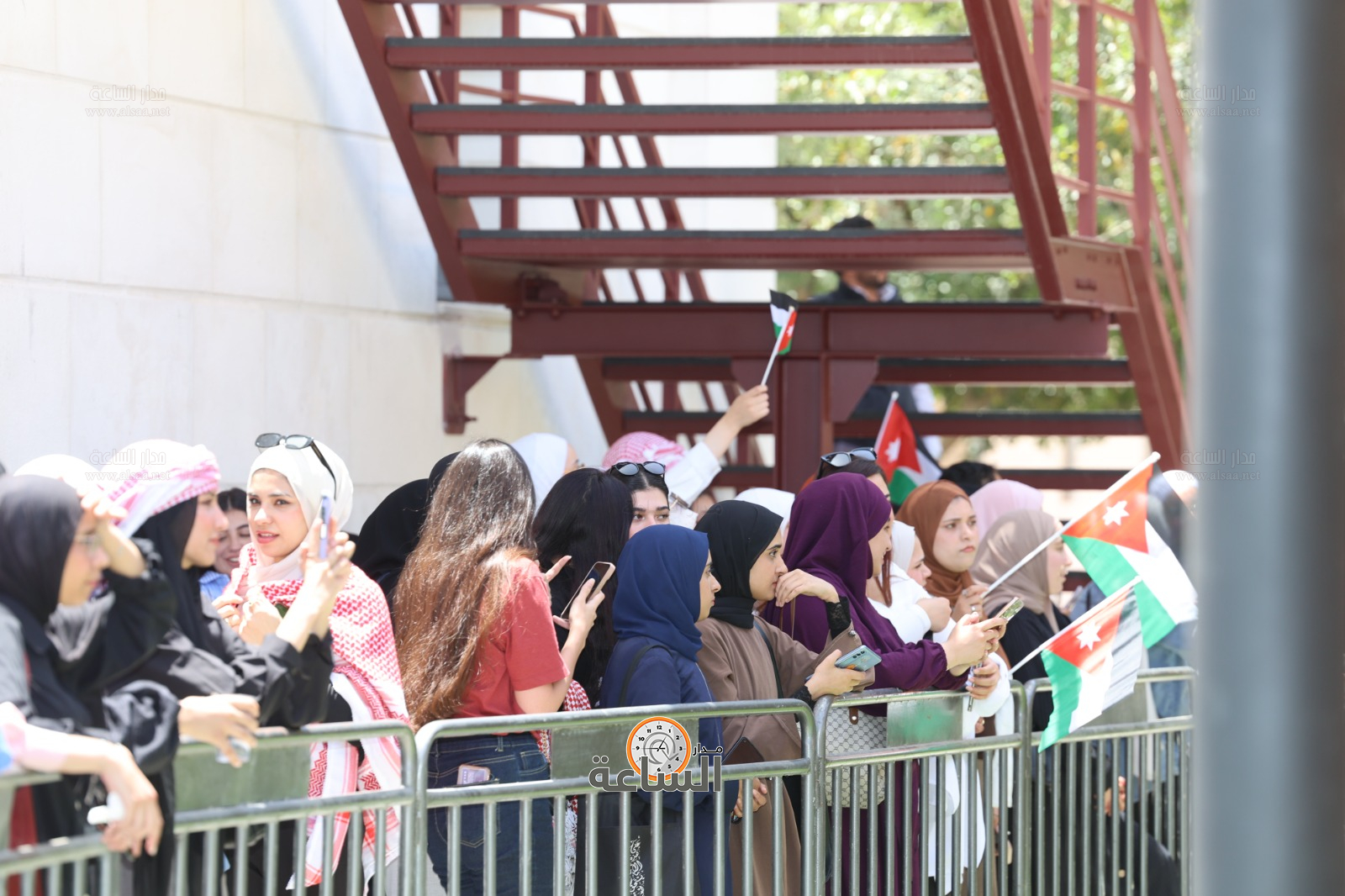 Madar Al-Saa Images 0.26891257659240364