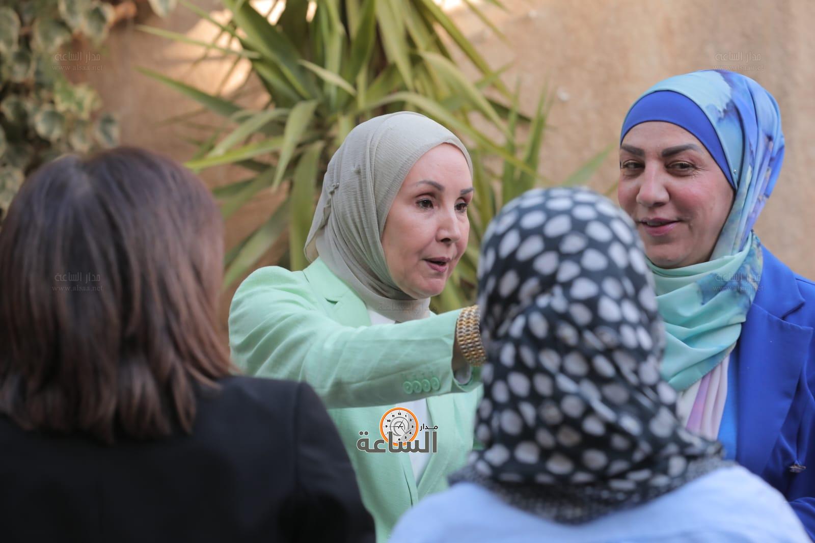 Madar Al-Saa Images 0.8851845728246953