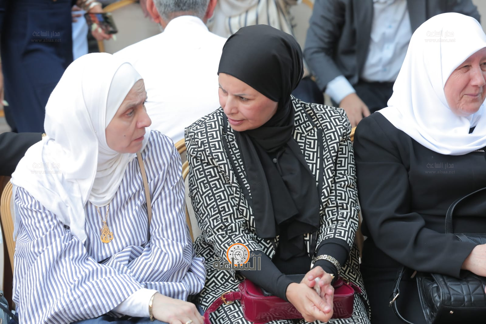 Madar Al-Saa Images 0.3445531345216072