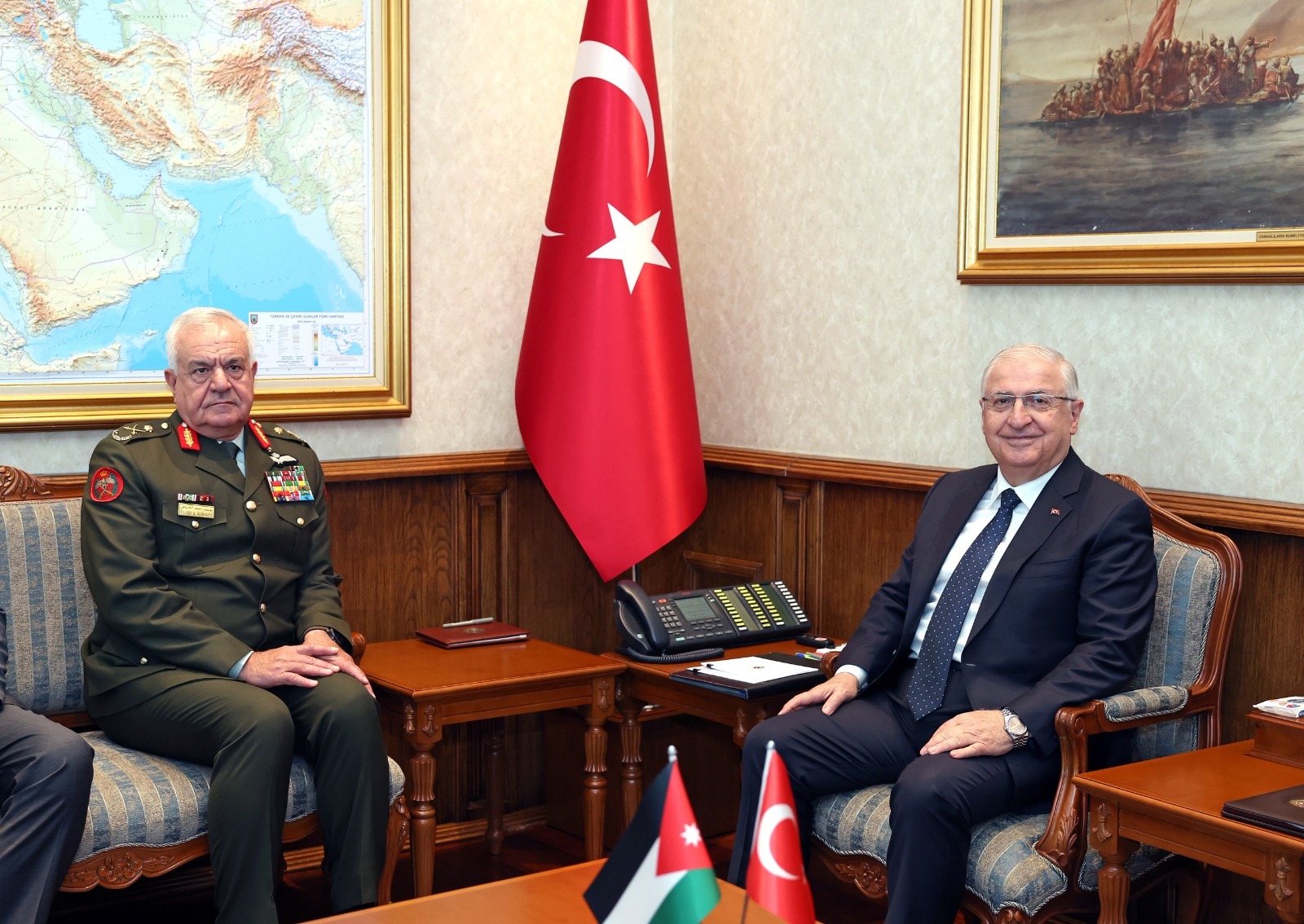 Madar Al-Saa Images 0.10771999618087902