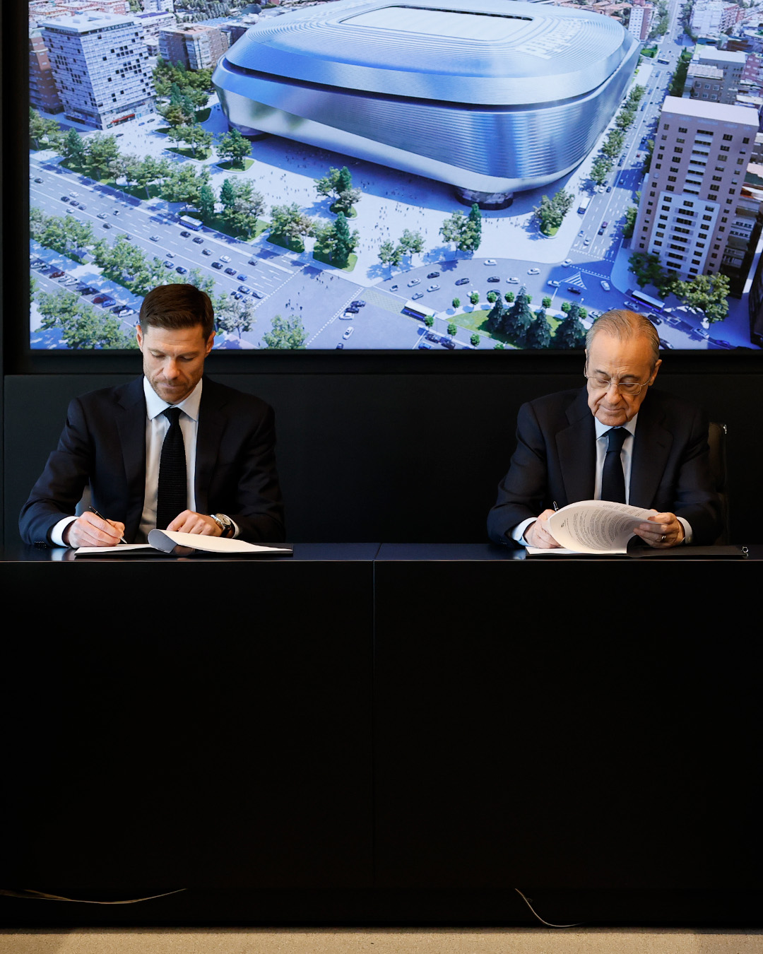 Madar Al-Saa Images 0.6203765661755143