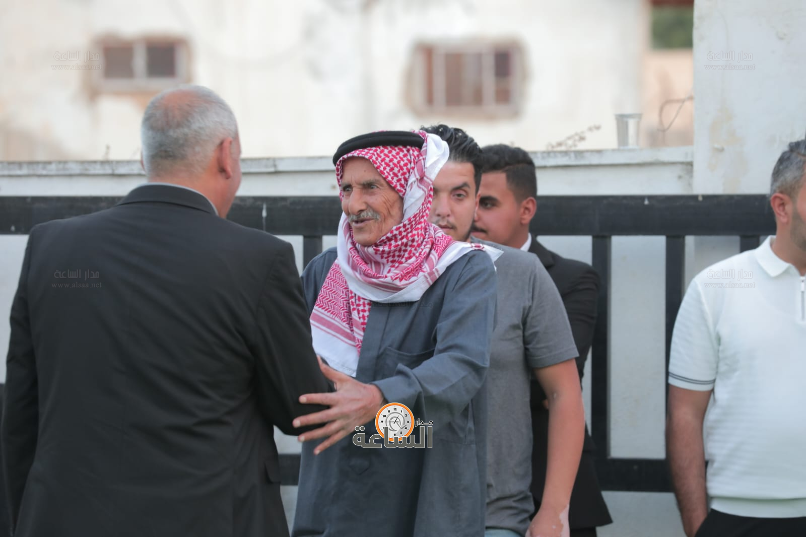 Madar Al-Saa Images 0.40600580620539906