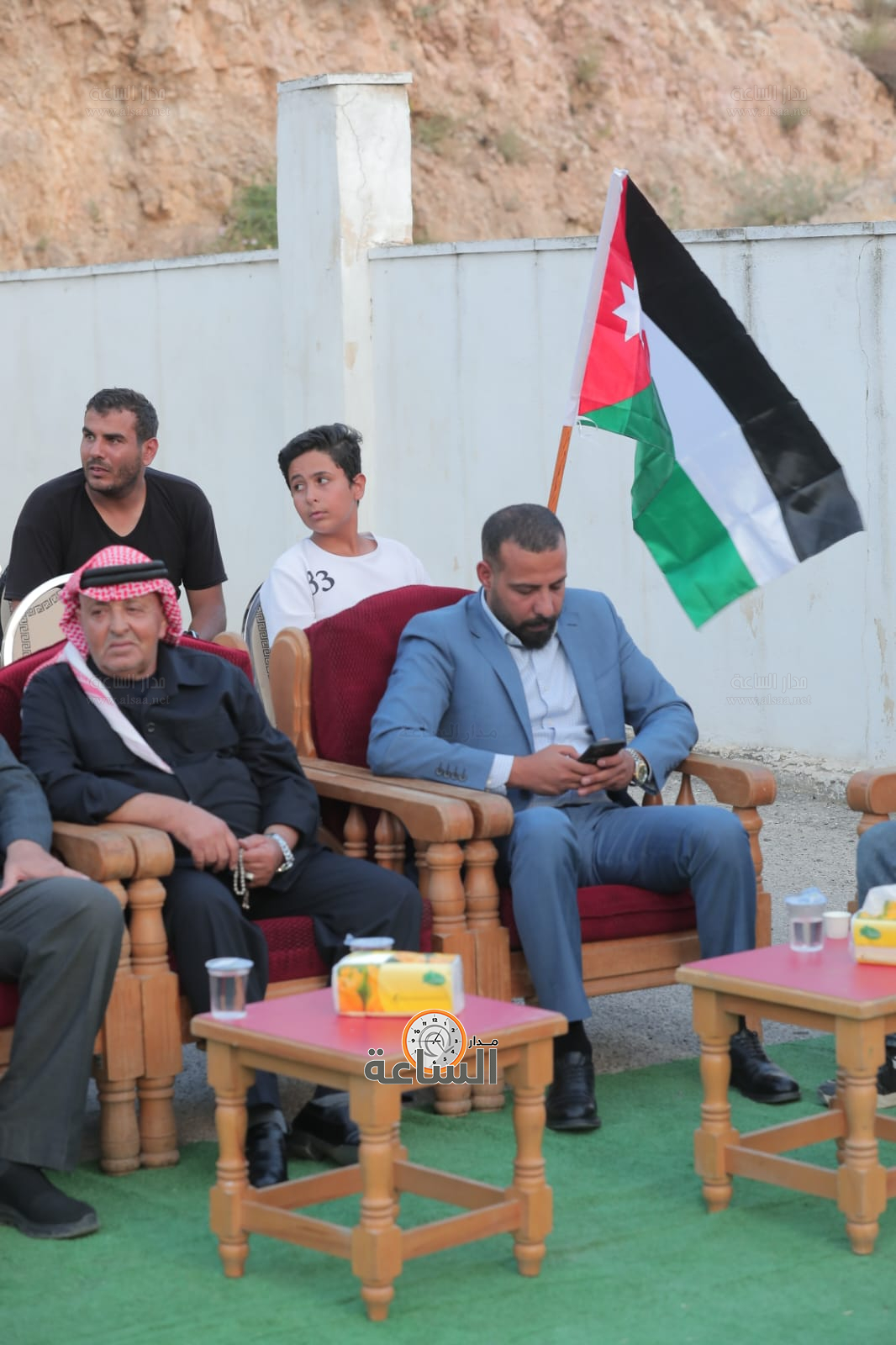 Madar Al-Saa Images 0.545806455428739