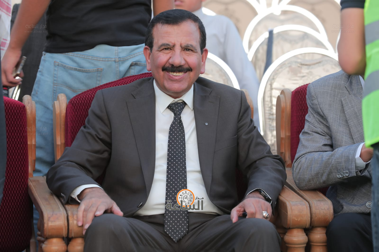 Madar Al-Saa Images 0.13095467430146834