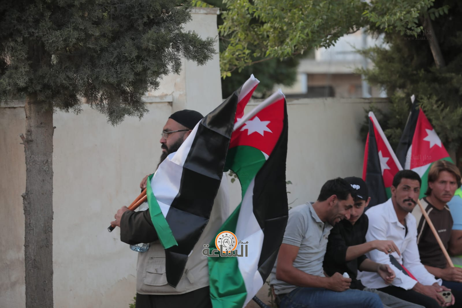 Madar Al-Saa Images 0.8959342920363711