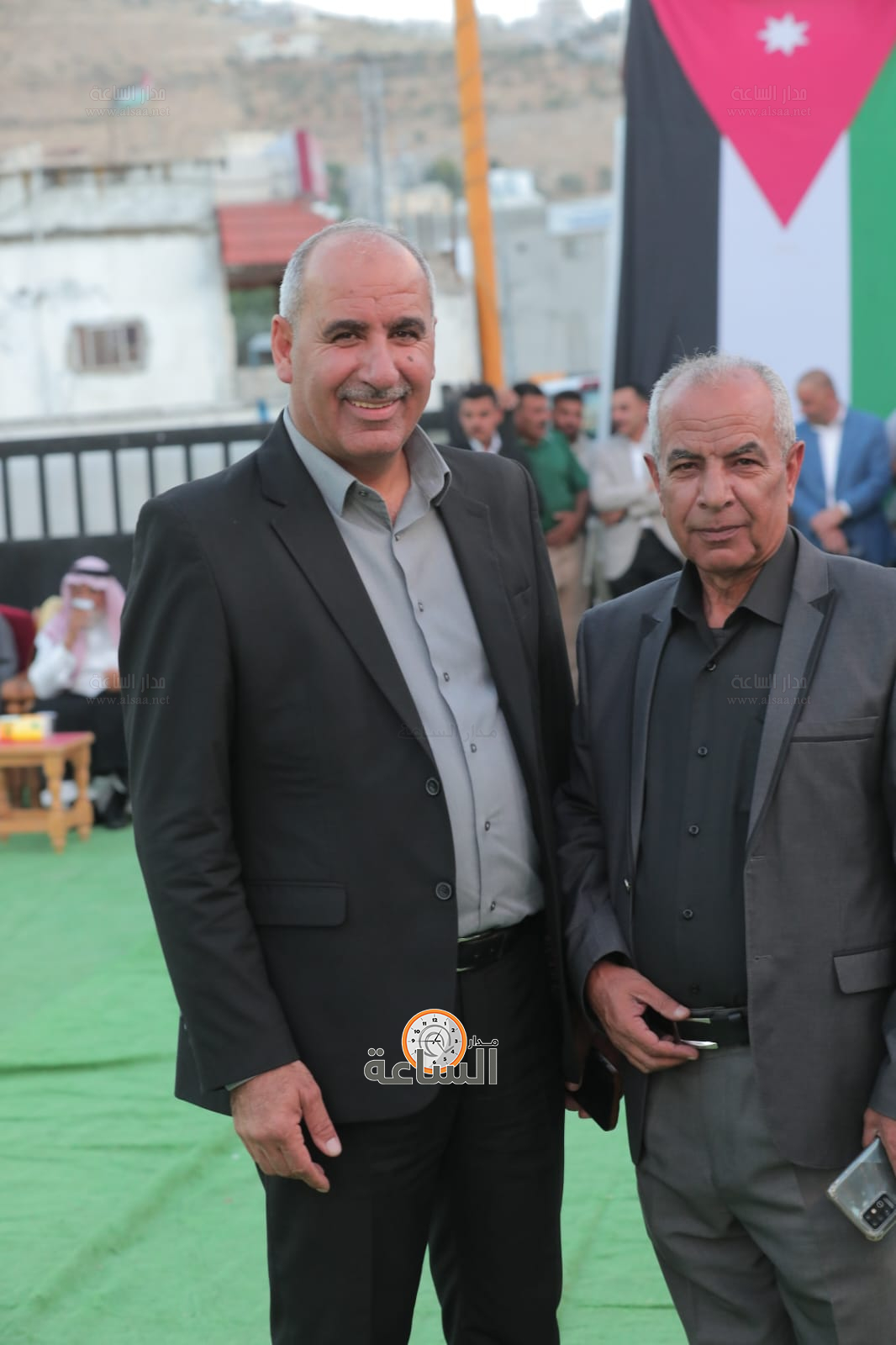 Madar Al-Saa Images 0.8657419656315983