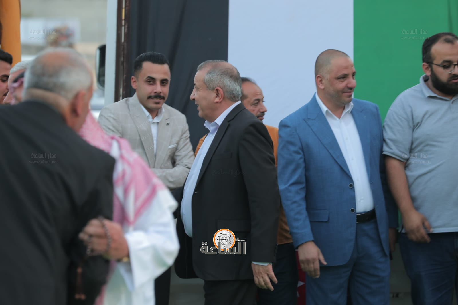 Madar Al-Saa Images 0.4024182910975206