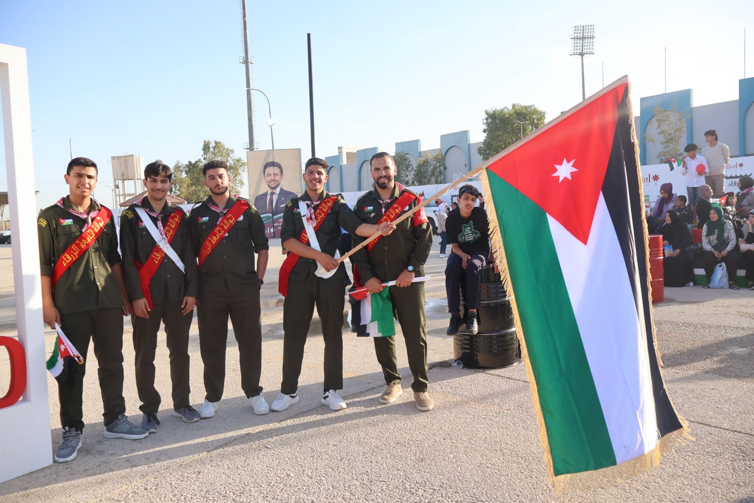 Madar Al-Saa Images 0.4659158365718322