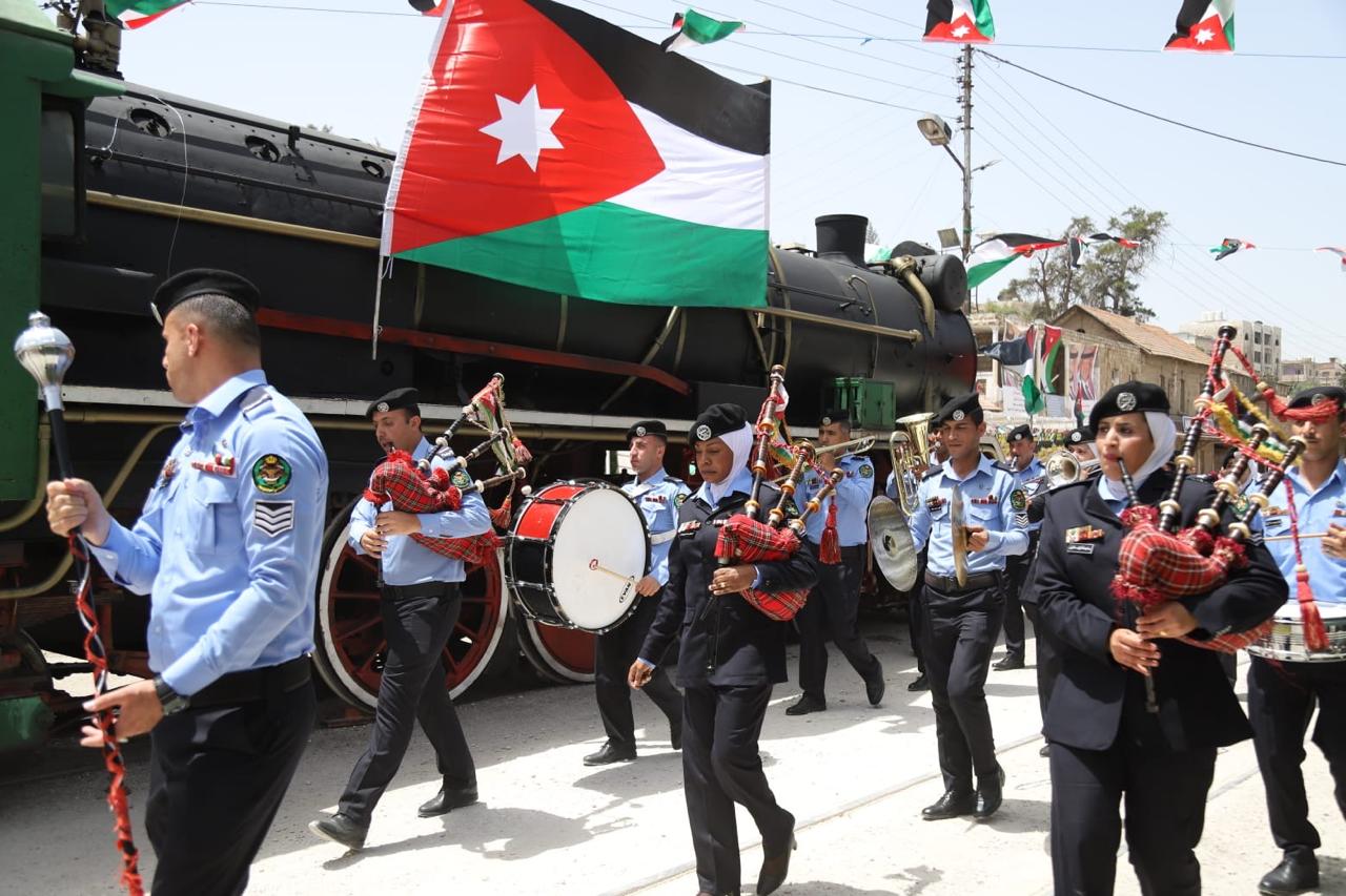 Madar Al-Saa Images 0.333593915034762