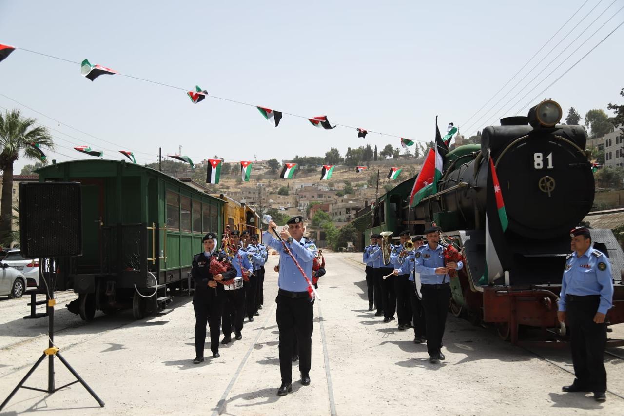 Madar Al-Saa Images 0.8057546286025055