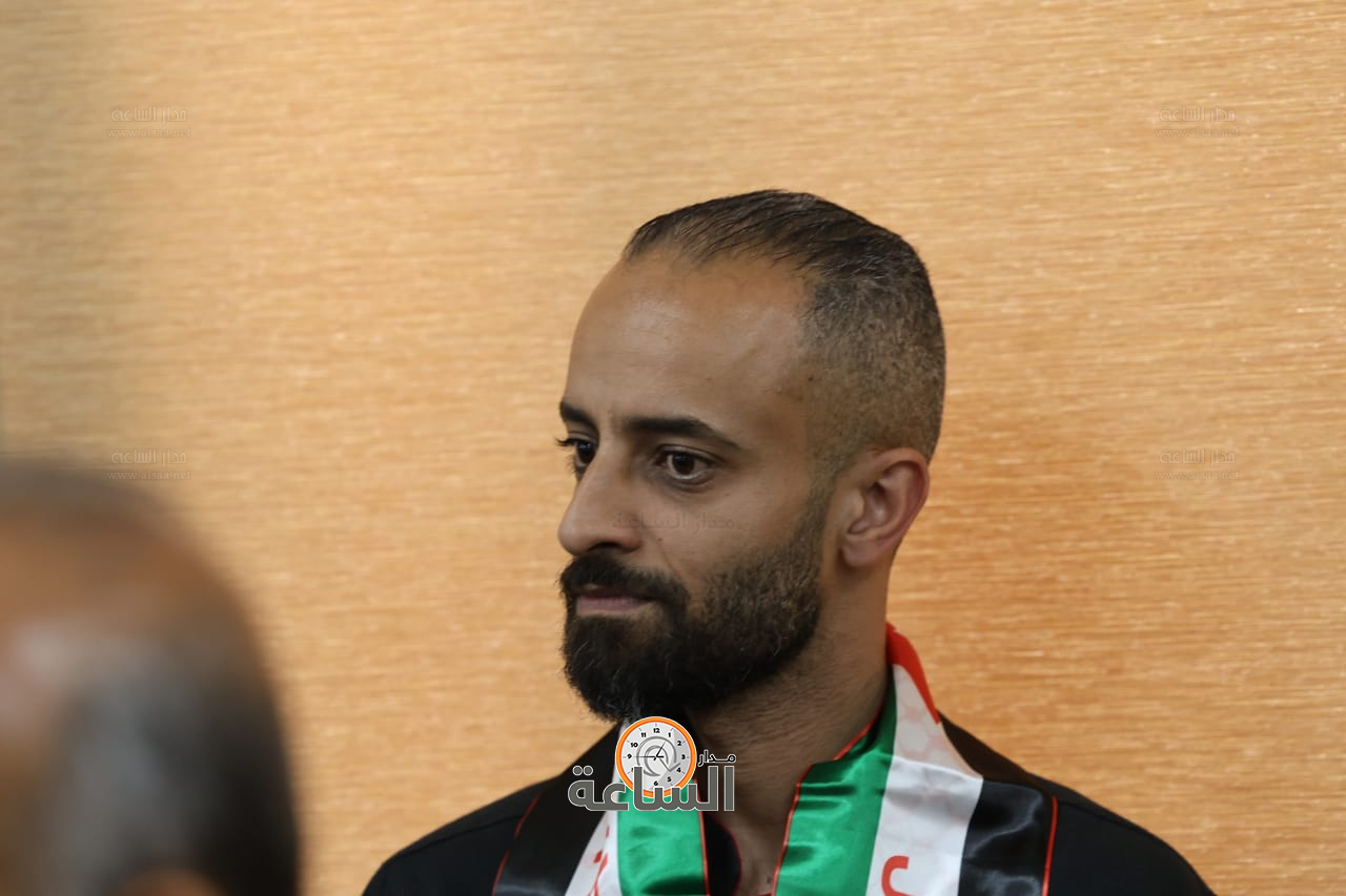 Madar Al-Saa Images 0.8013900118105421