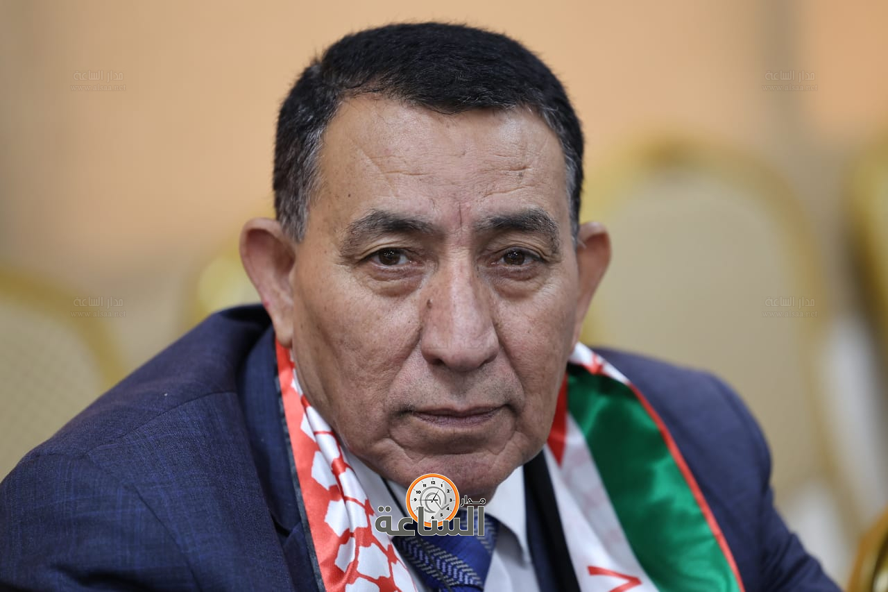 Madar Al-Saa Images 0.8816138001032521