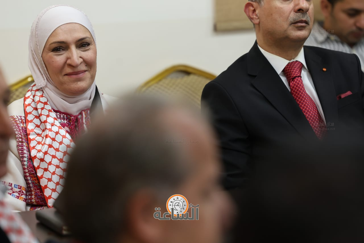 Madar Al-Saa Images 0.35062016923495687