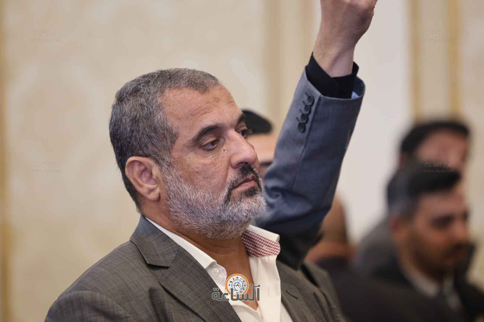 Madar Al-Saa Images 0.3797639086357101