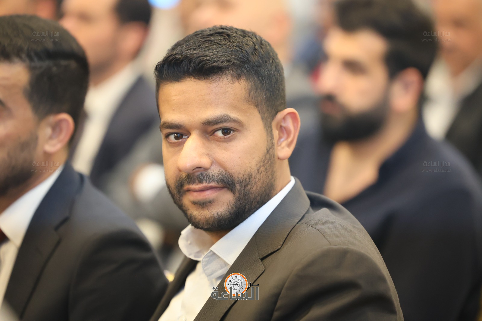 Madar Al-Saa Images 0.7273826054125512