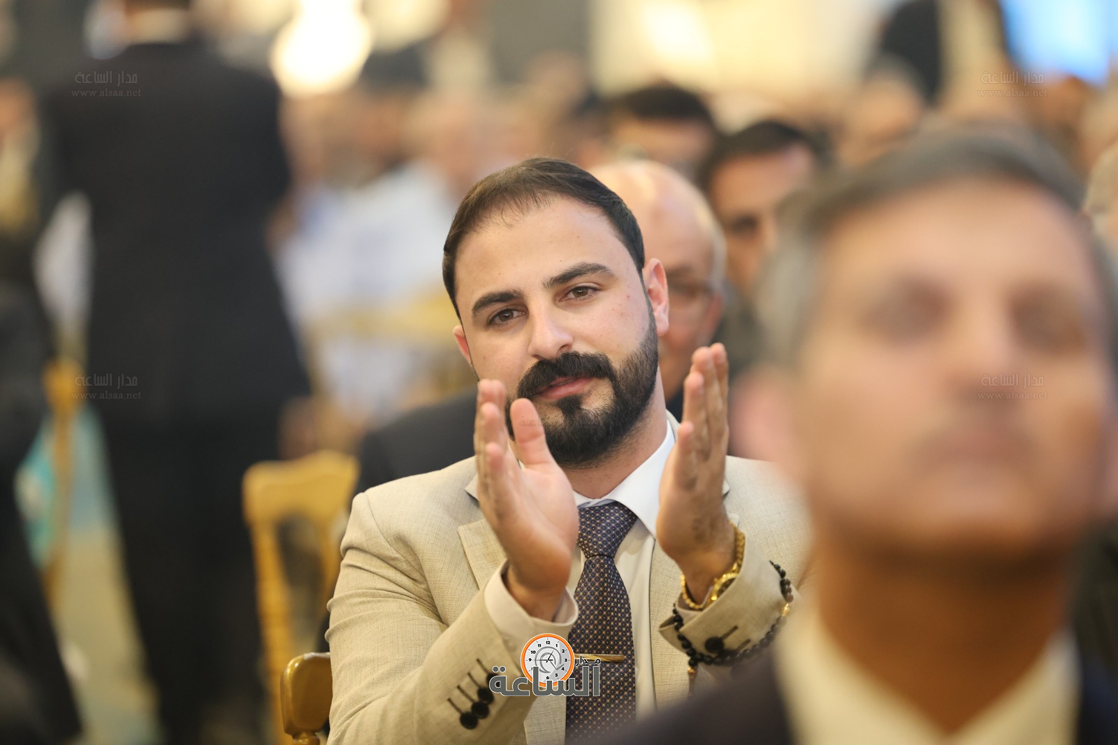 Madar Al-Saa Images 0.058824232958030964