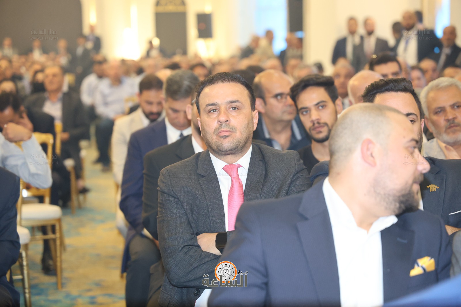 Madar Al-Saa Images 0.19040299345686684