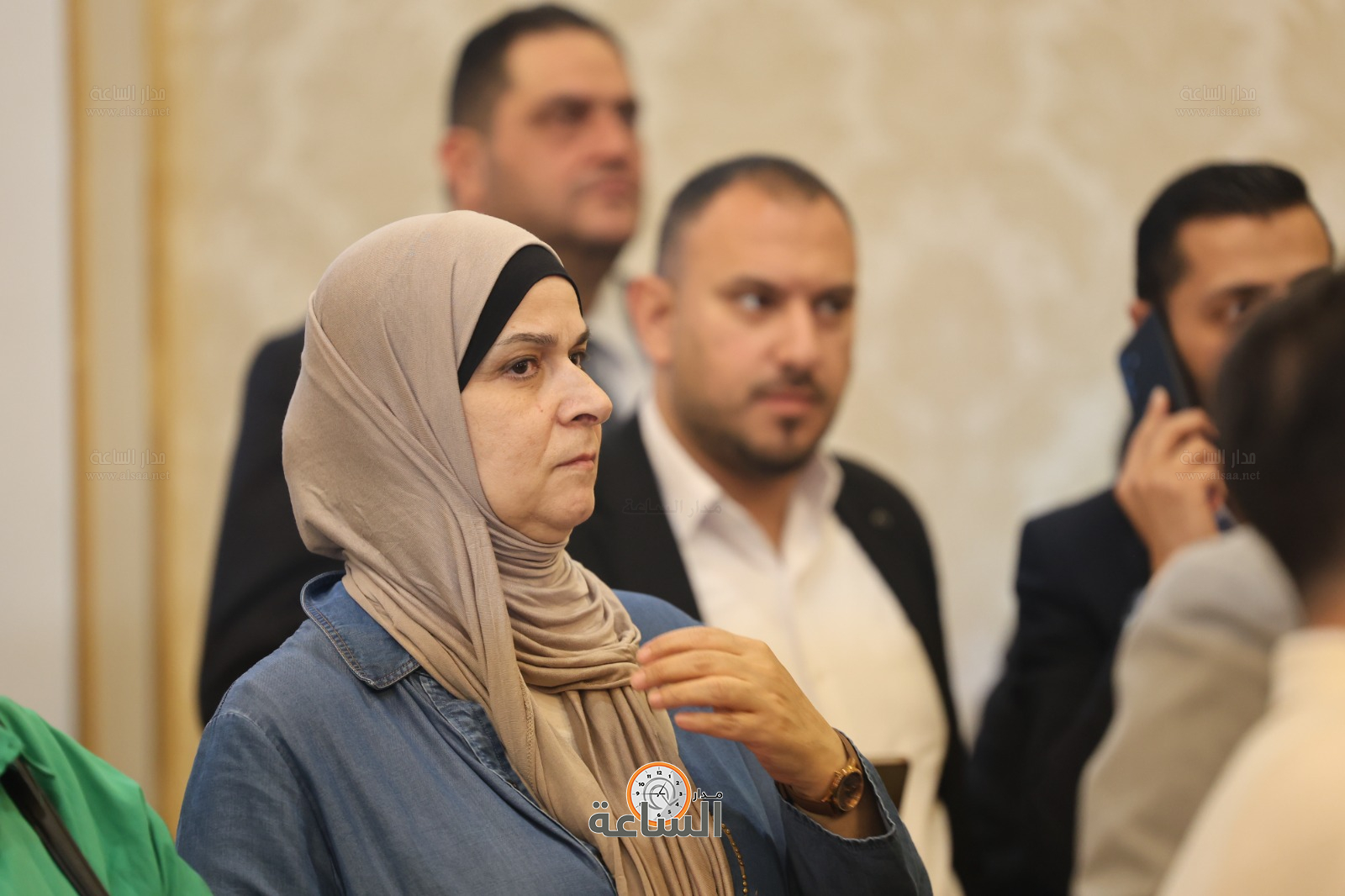 Madar Al-Saa Images 0.0509307031860855