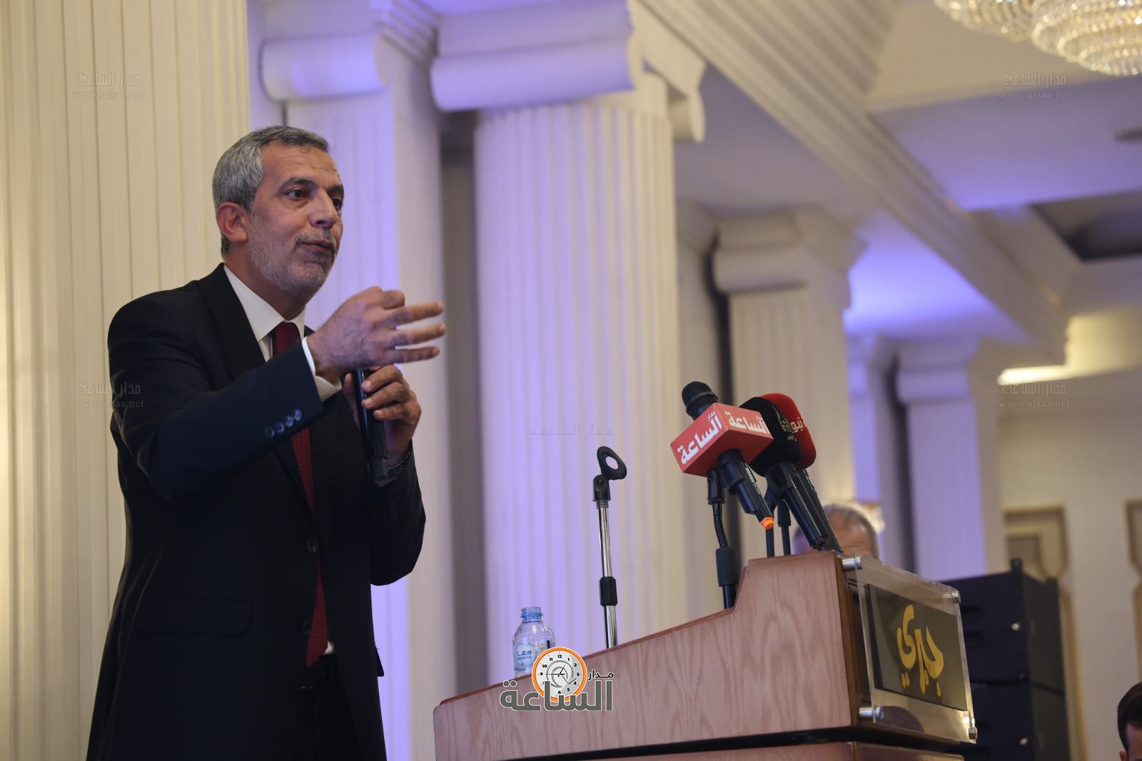 Madar Al-Saa Images 0.7344967464268554