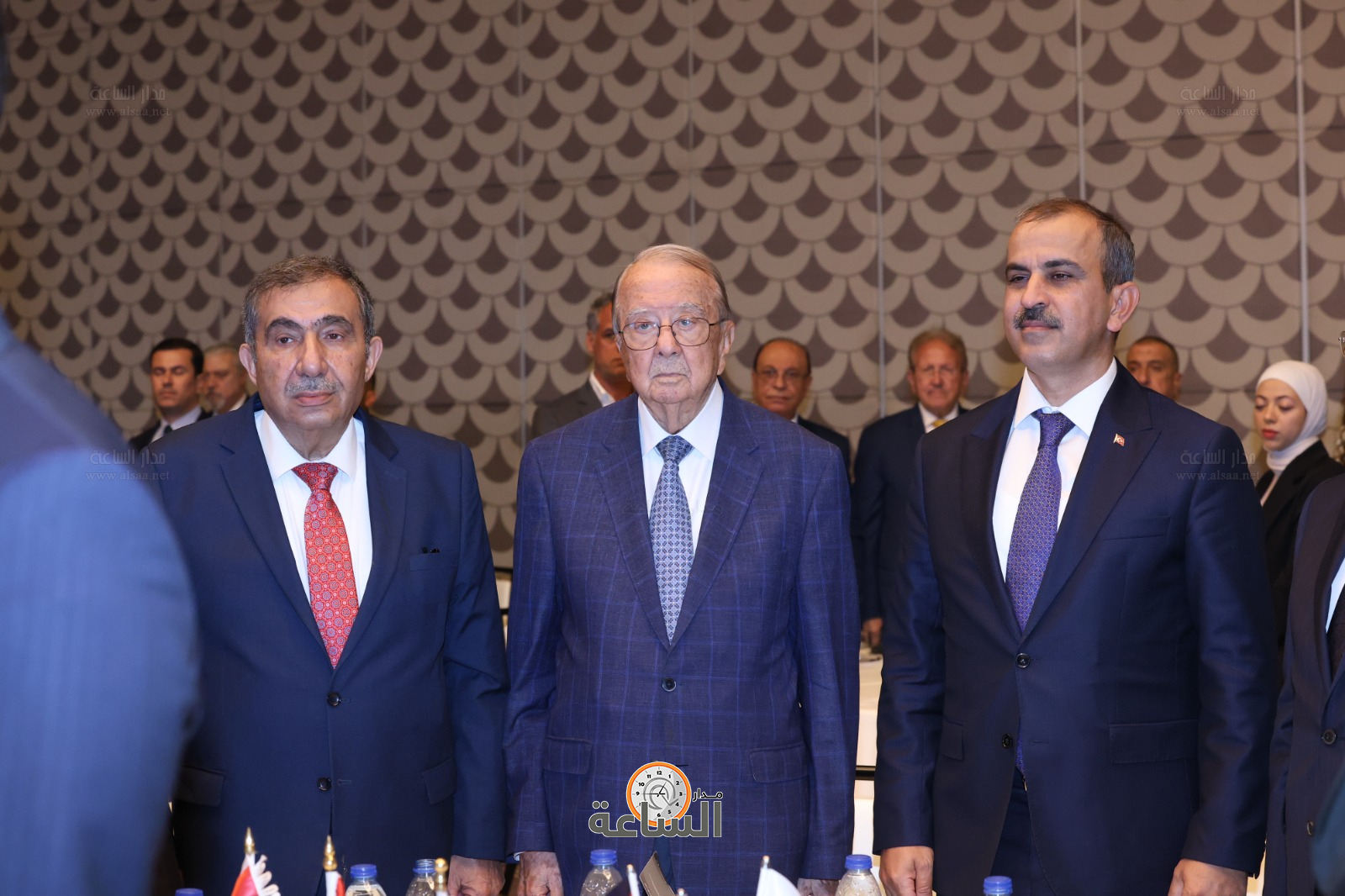 Madar Al-Saa Images 0.049000000040114844