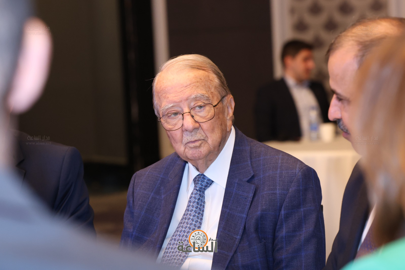 Madar Al-Saa Images 0.038408668428873916