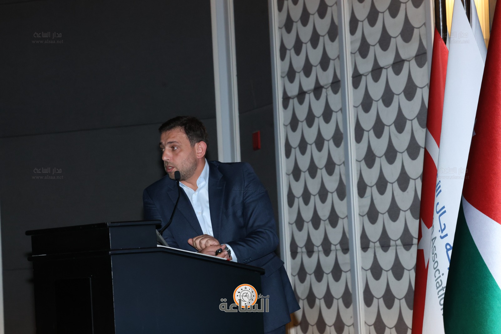 Madar Al-Saa Images 0.5450040518144675