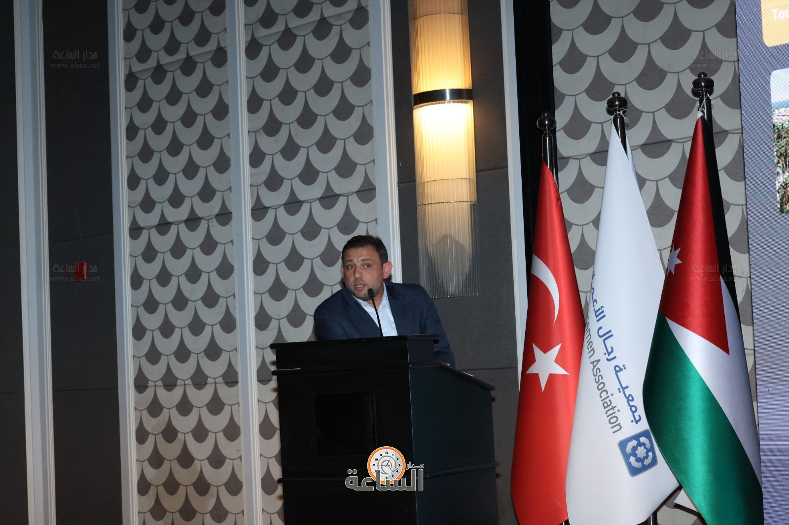 Madar Al-Saa Images 0.10949135217899475