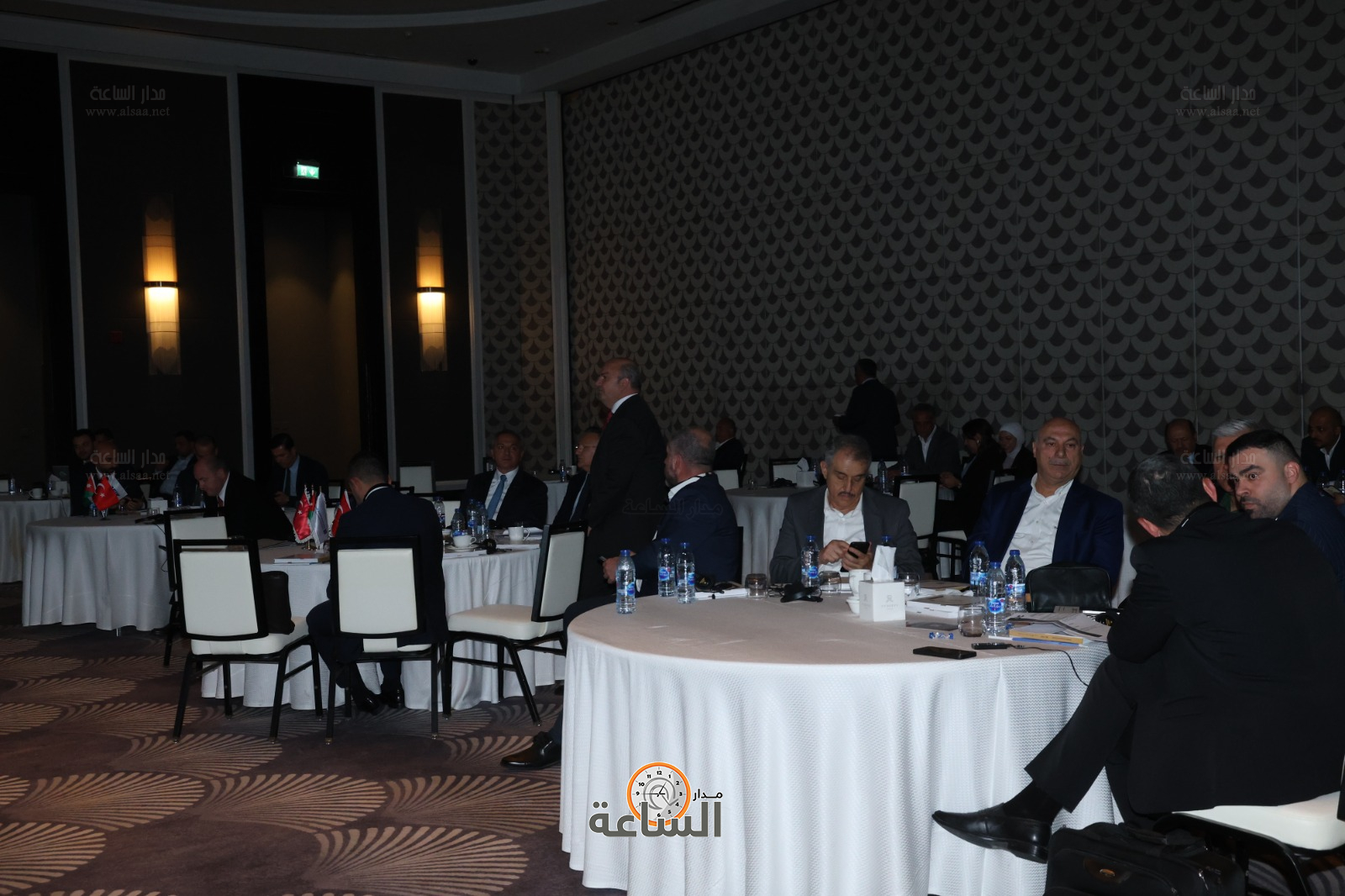 Madar Al-Saa Images 0.4663290163619547