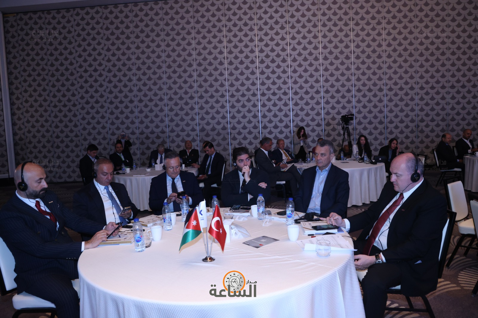 Madar Al-Saa Images 0.5059971885663286