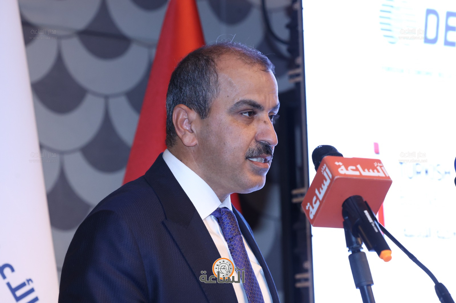 Madar Al-Saa Images 0.6988631354216902