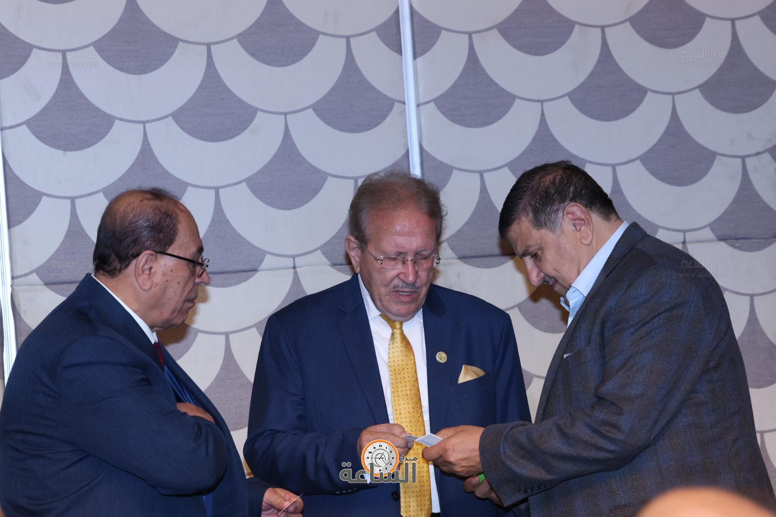 Madar Al-Saa Images 0.17734317639145603