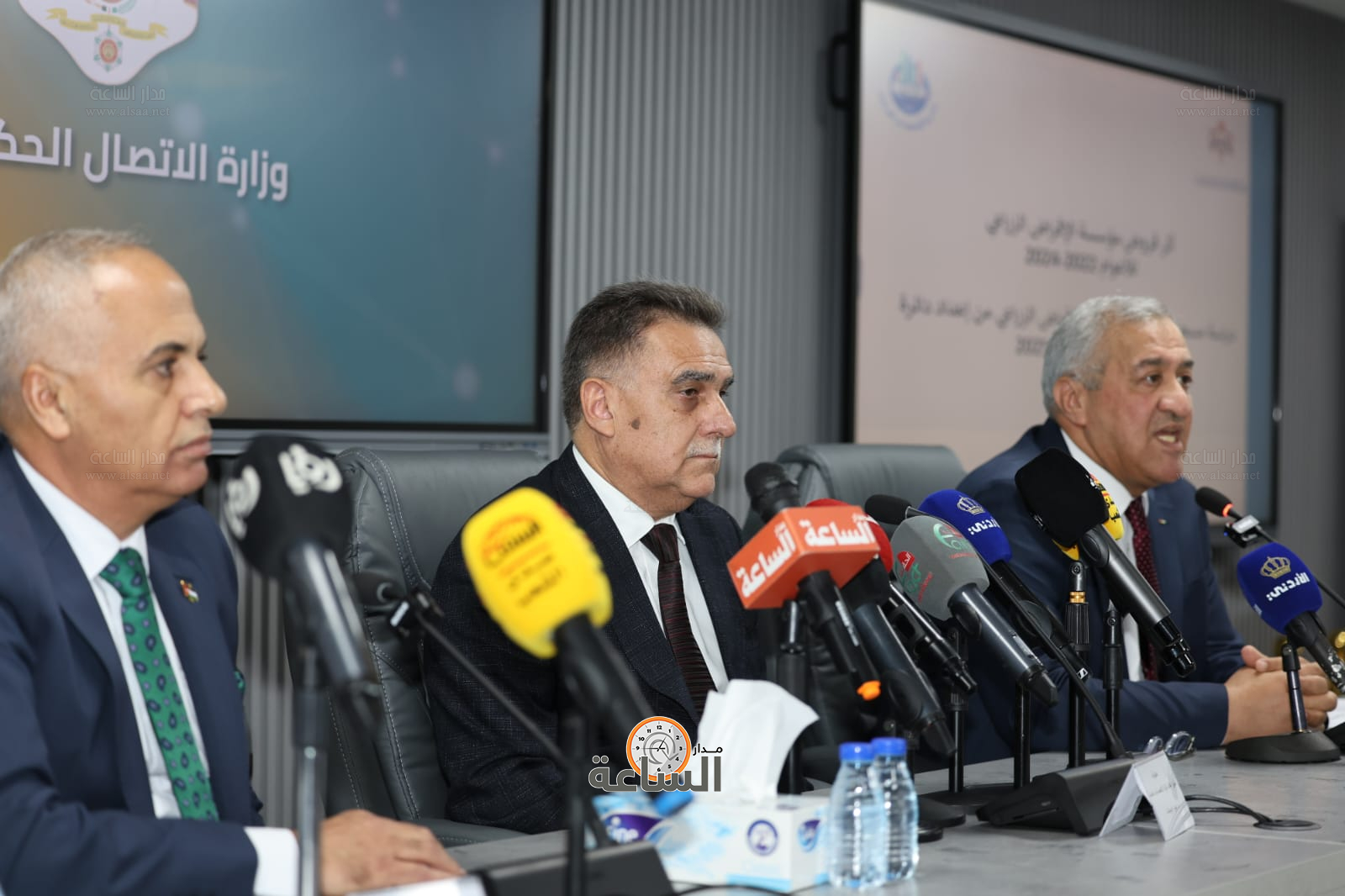 Madar Al-Saa Images 0.09447650477947545