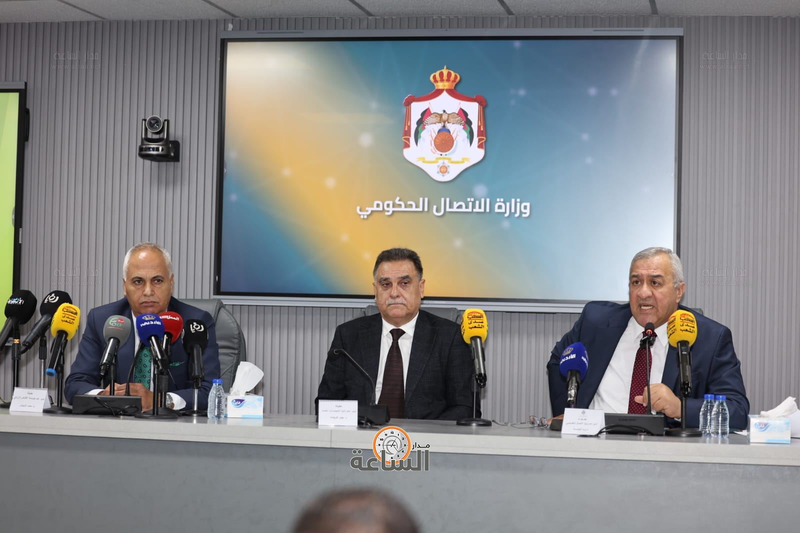 Madar Al-Saa Images 0.05647601504023747