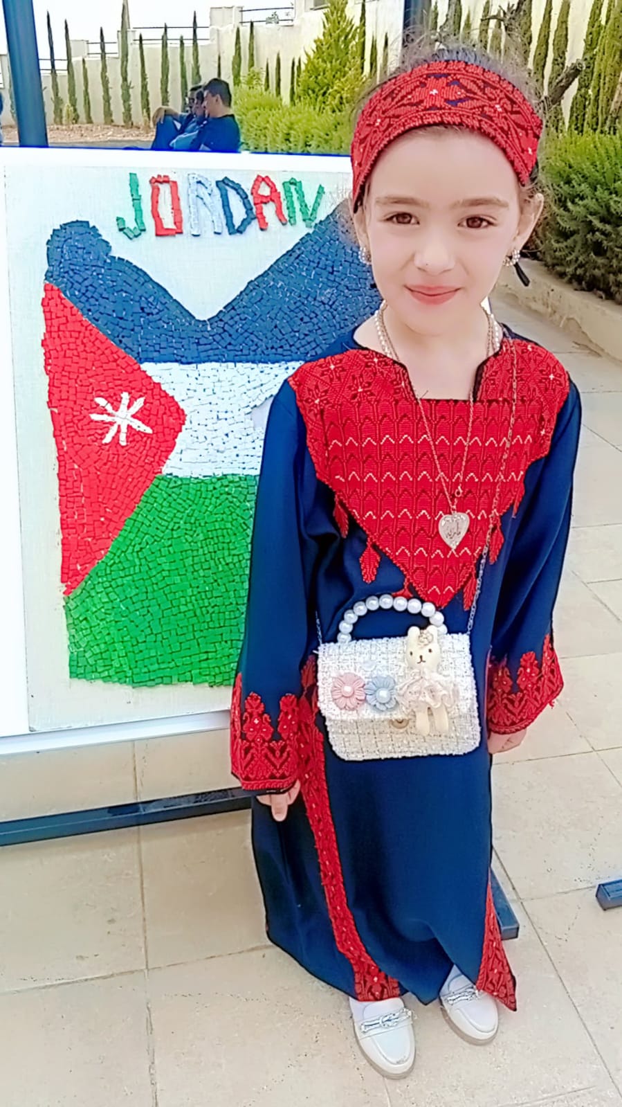 Madar Al-Saa Images 0.645391271766838