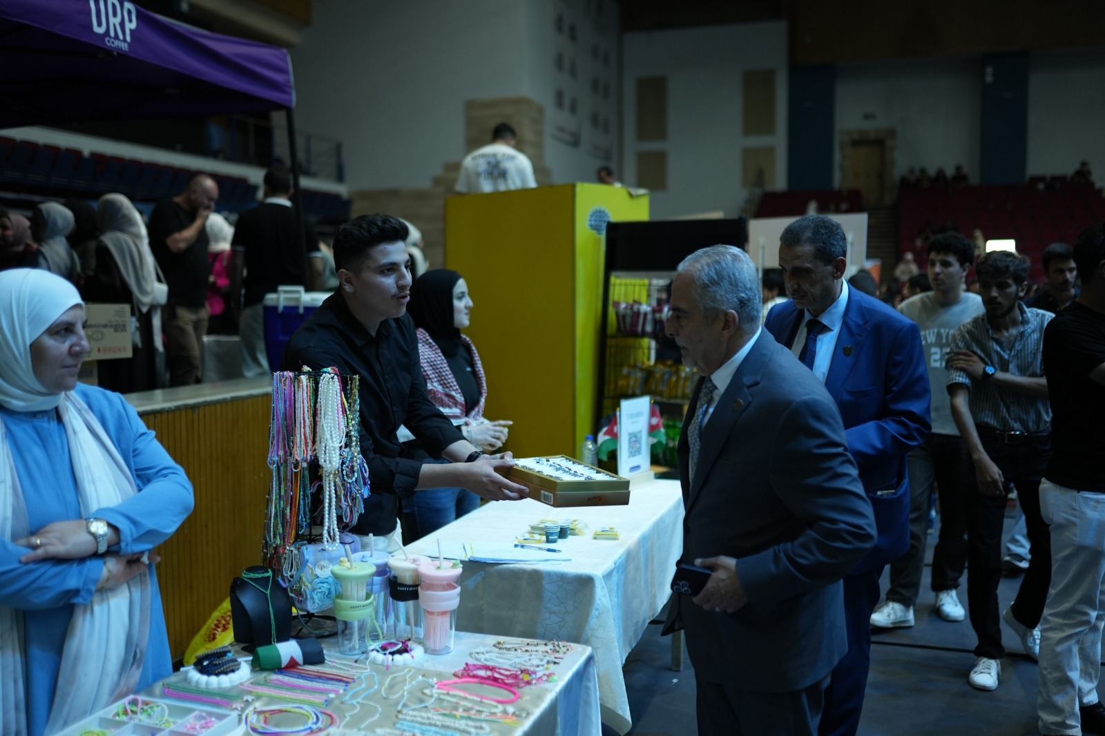 Madar Al-Saa Images 0.07247548365780276