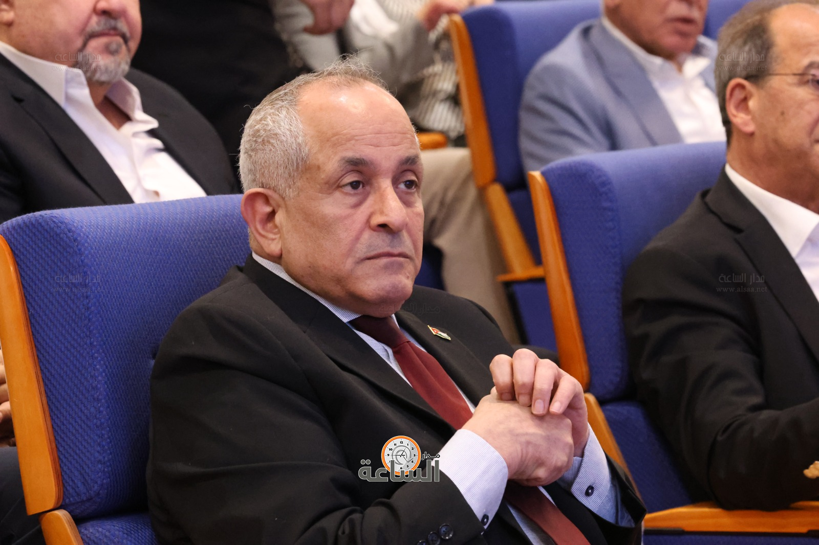 Madar Al-Saa Images 0.6009880346498895