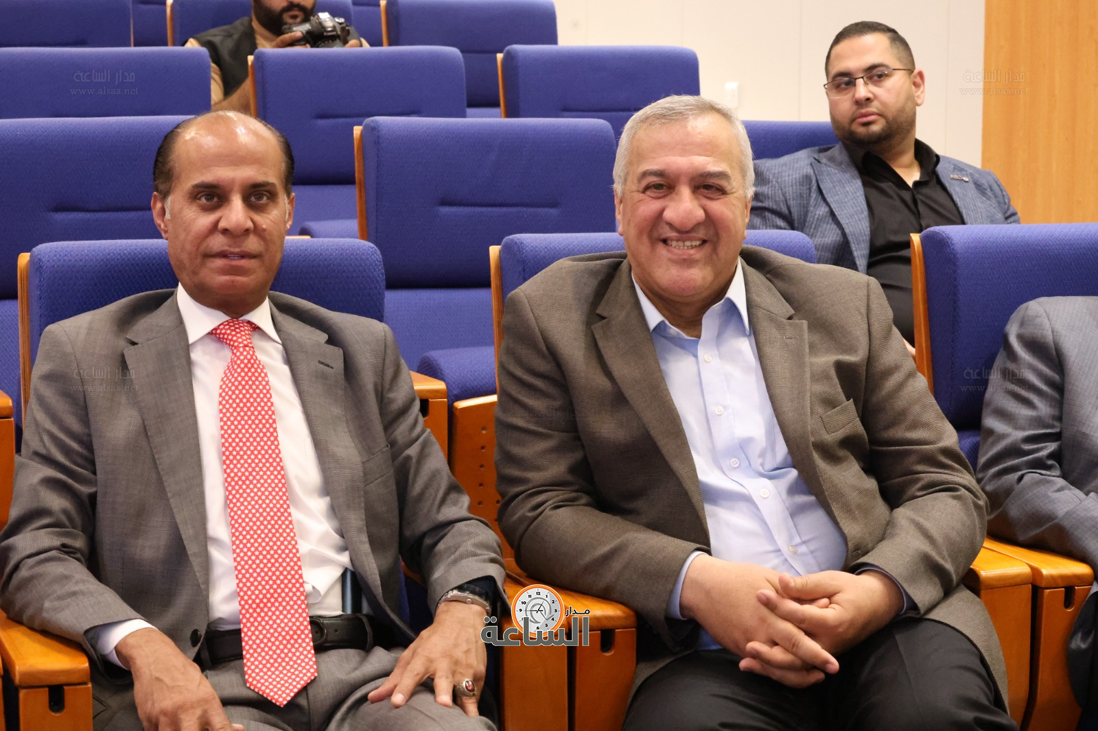 Madar Al-Saa Images 0.3786599939248855