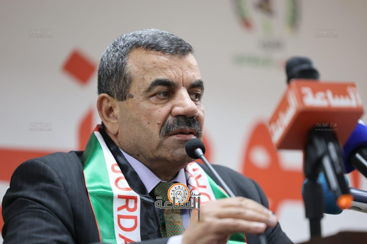 Madar Al-Saa Images 0.056425544803196614