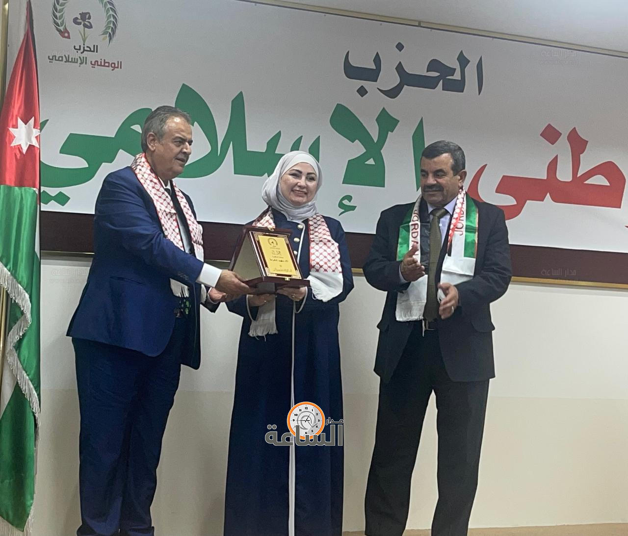 Madar Al-Saa Images 0.38498863949942896